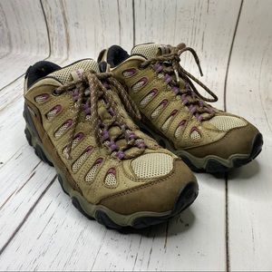 Oboz woman outdoor shoes brown size 11
